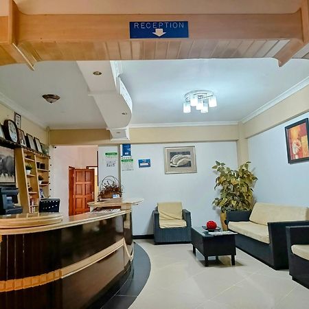 Meru Paramount Exteriér fotografie
