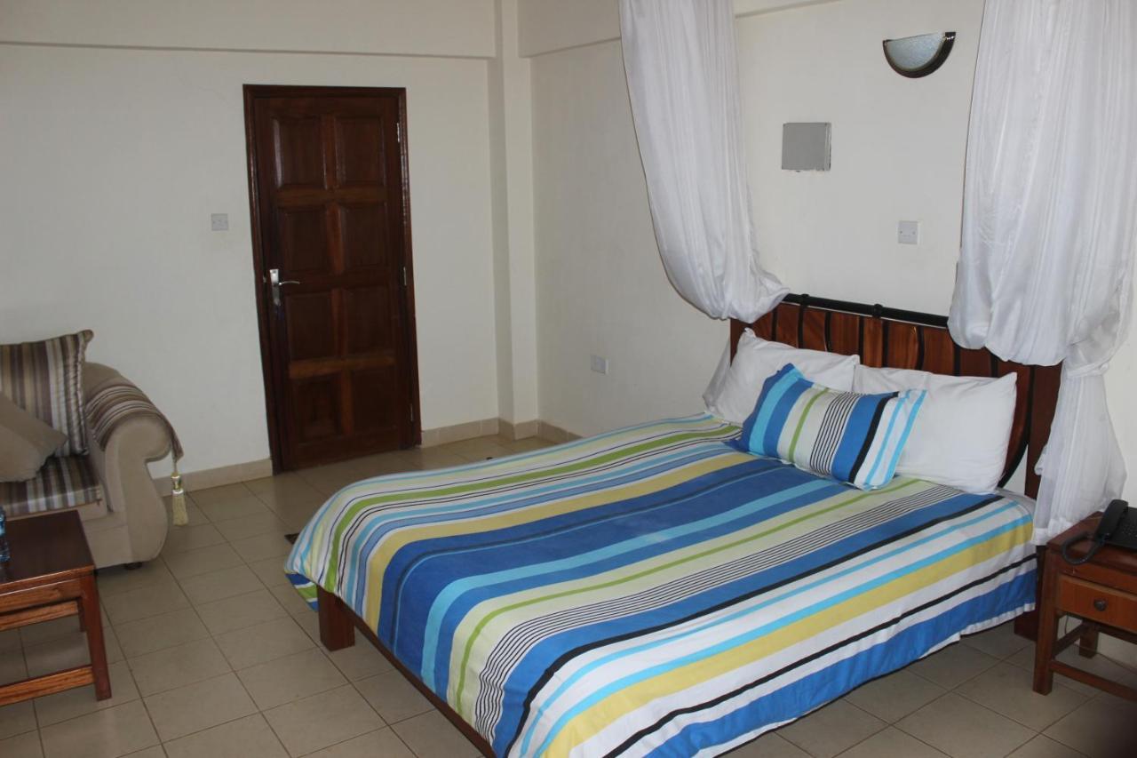 Meru Paramount Exteriér fotografie