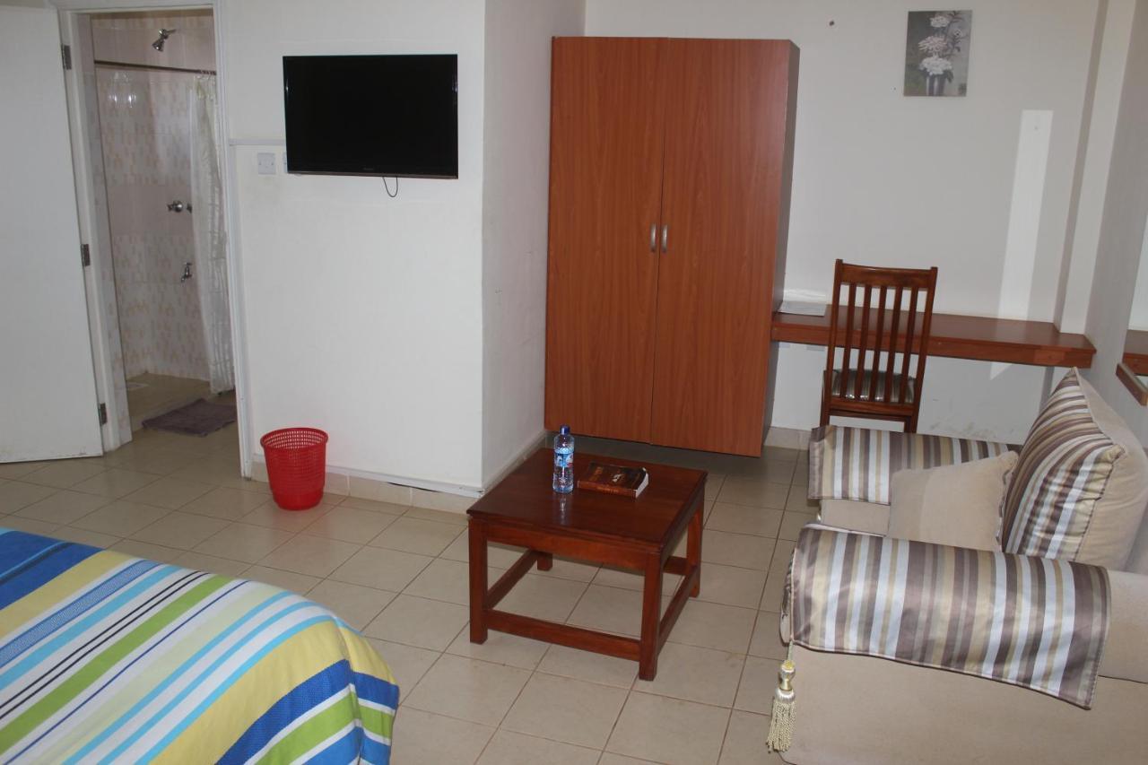 Meru Paramount Exteriér fotografie